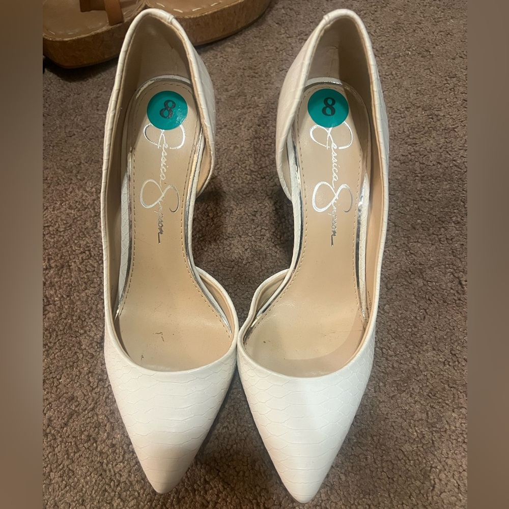 Jessica Simpson Cream Textured Heels